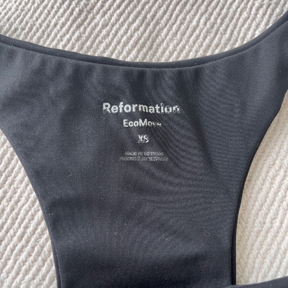 Reformation Gwen EcoMove Black Sports Bra, Size XS - Picture 6 of 9